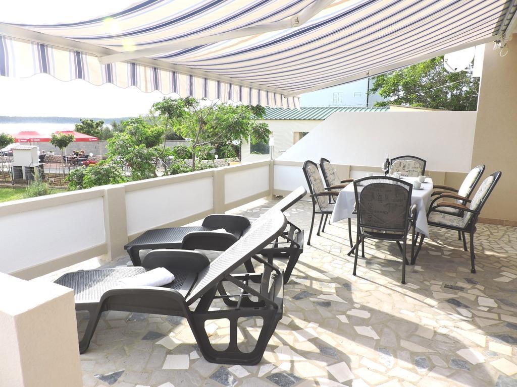 Barbat na Rabu Villa Petra מראה חיצוני תמונה
